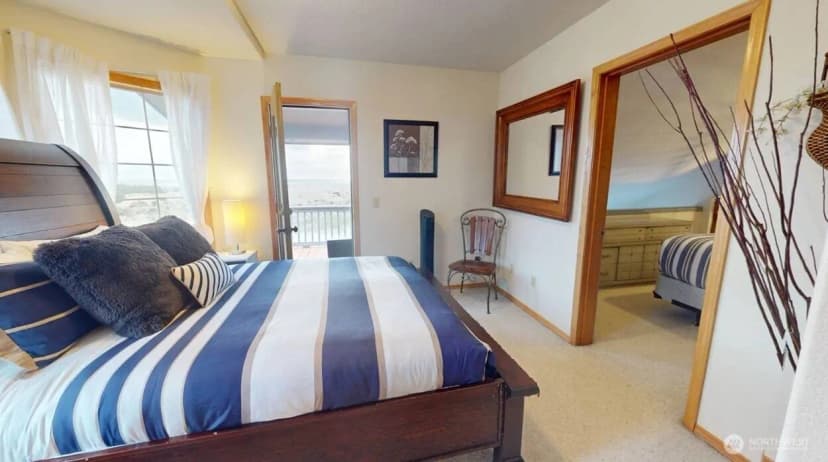 Property photo for 23309 J Place, Ocean Park photo 15