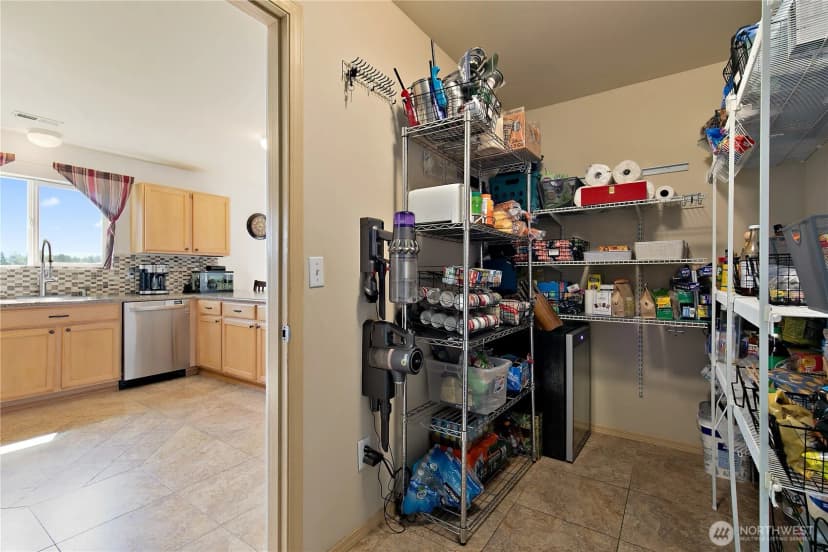 Property photo for 29745 214th Avenue Se, Kent photo 13