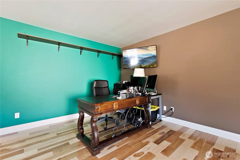 Property photo for 29745 214th Avenue Se, Kent photo 18