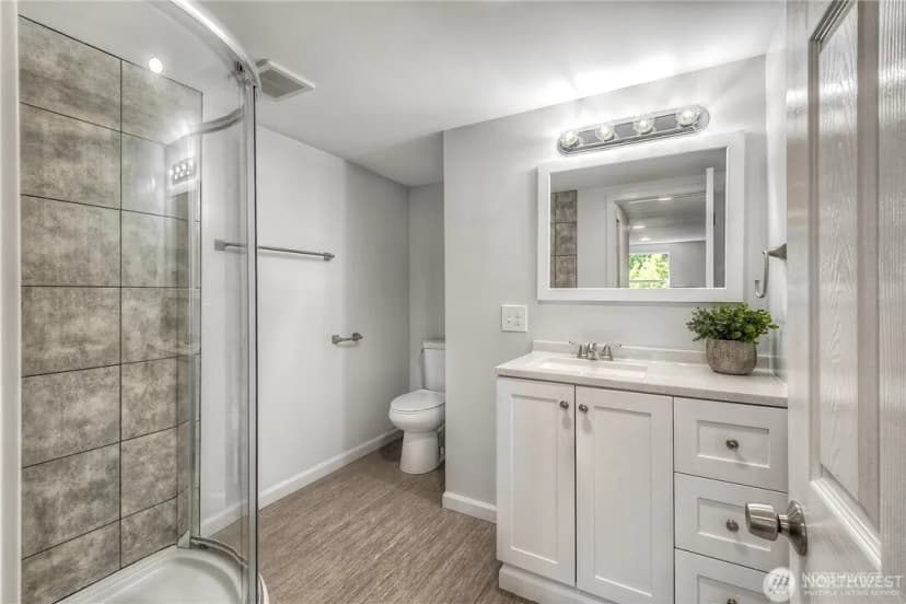Property photo for 32407 72nd Avenue S, Roy photo 9