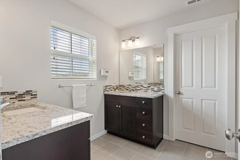 Property photo for 3119 13th Avenue Ct Nw, Puyallup photo 21