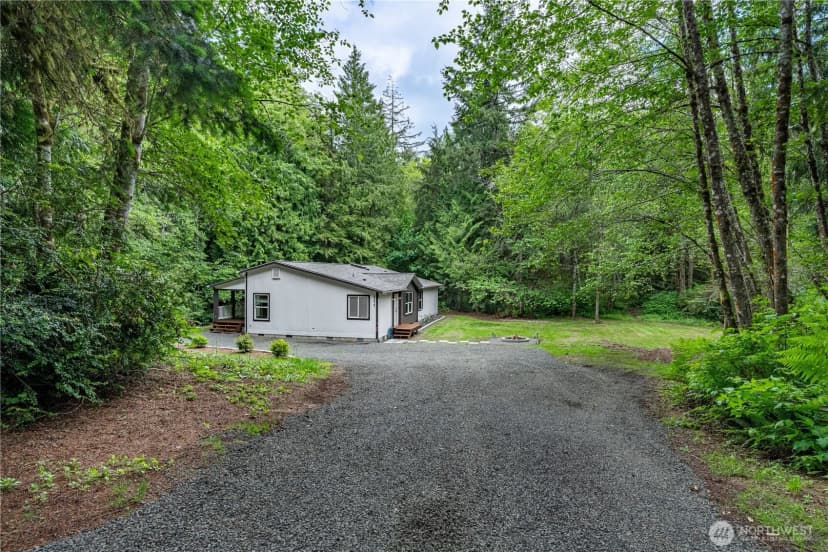 Property photo for 5279 Se Lars Hansen Road, Port Orchard photo 3