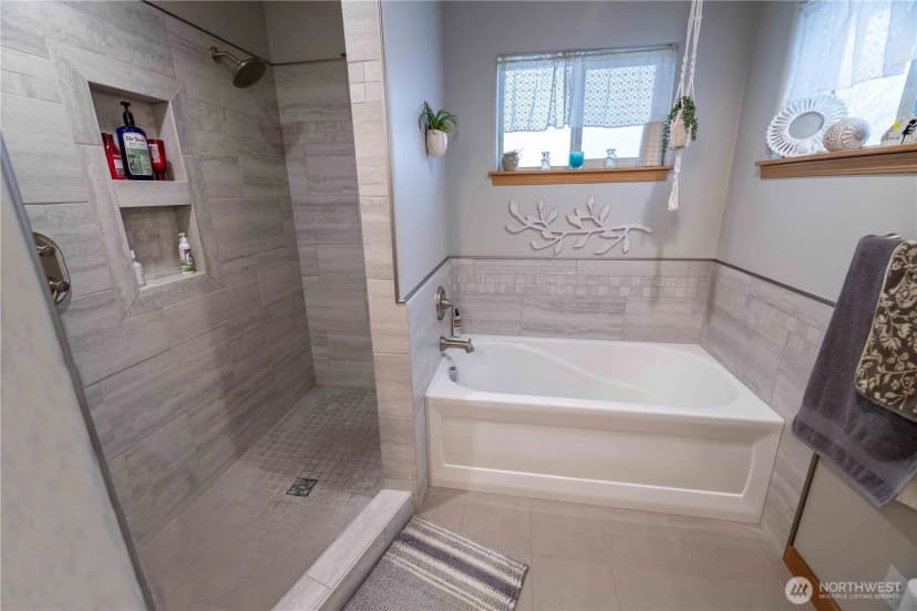 Property photo for 7 Sunset Lakes Road, Omak photo 16