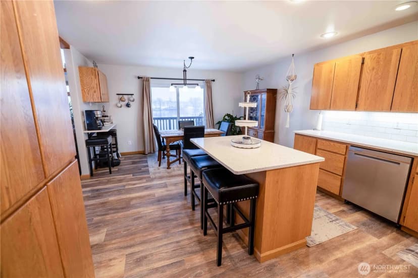 Property photo for 7 Sunset Lakes Road, Omak photo 12