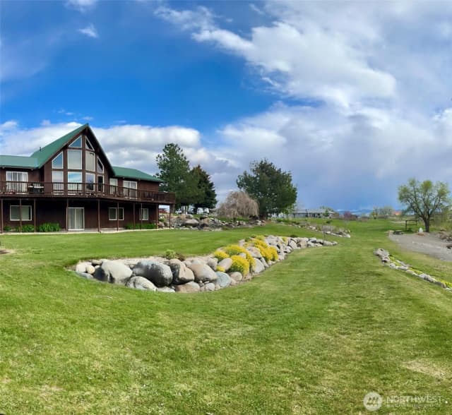 Property photo for 7 Sunset Lakes Road, Omak photo 5