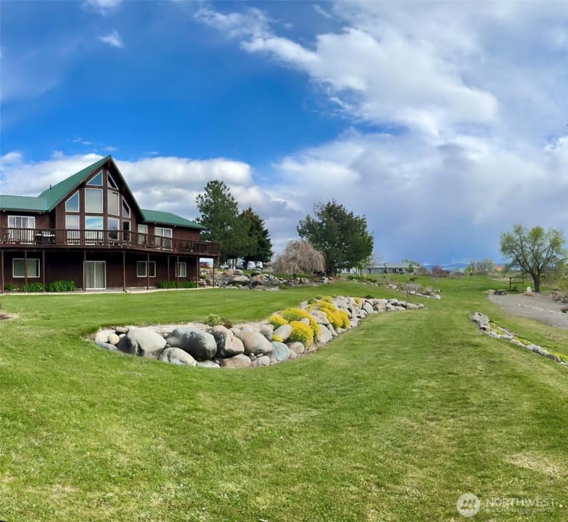 Property photo for 7 Sunset Lakes Road, Omak photo 5