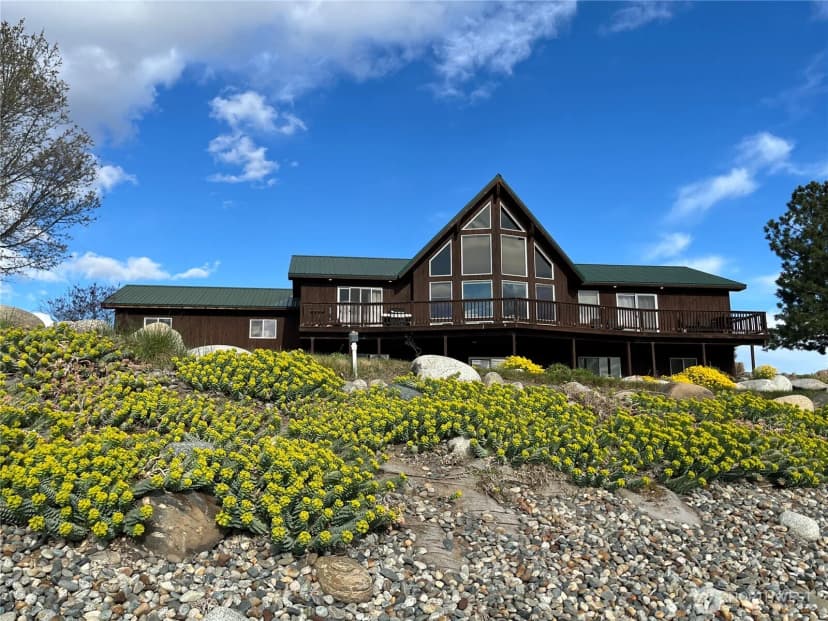 Property photo for 7 Sunset Lakes Road, Omak photo 6