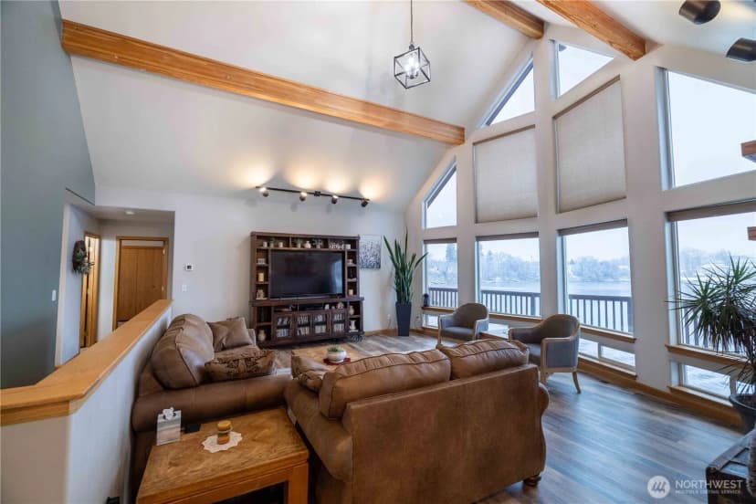 Property photo for 7 Sunset Lakes Road, Omak photo 9