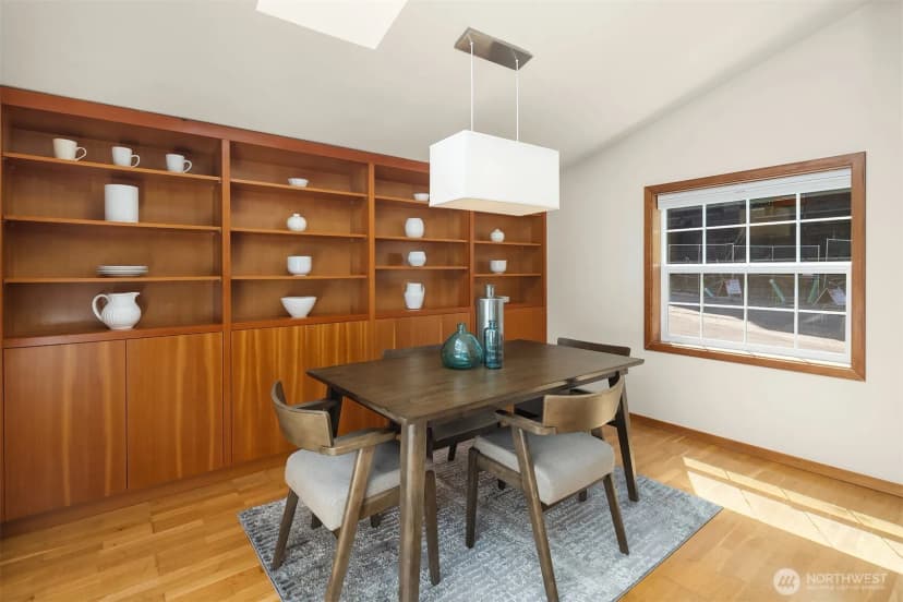 Property photo for 537 30th Avenue E, Seattle photo 12