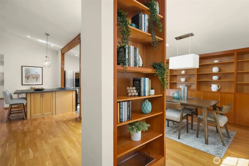 Property photo for 537 30th Avenue E, Seattle photo 13