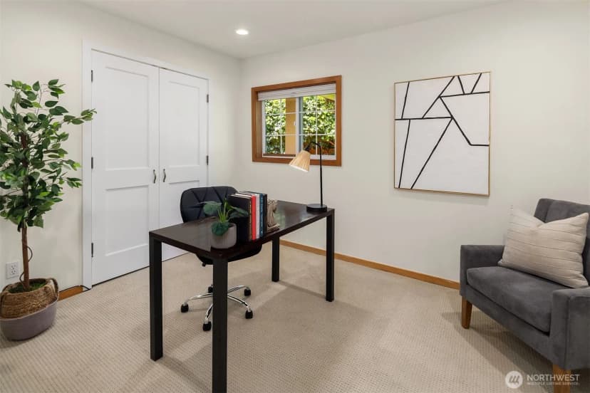 Property photo for 537 30th Avenue E, Seattle photo 16