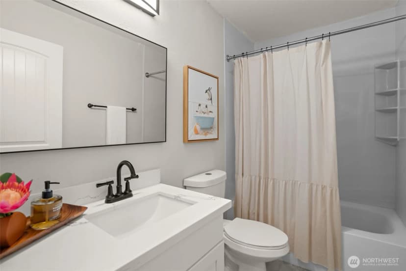 Property photo for 1737 Nw Chena Road, Bremerton photo 16