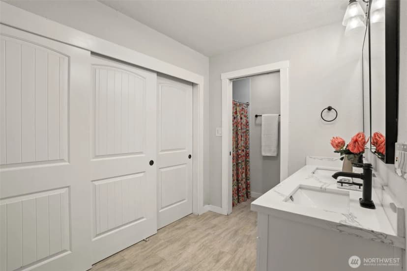 Property photo for 1737 Nw Chena Road, Bremerton photo 14