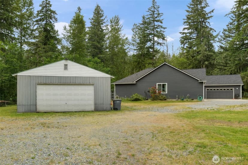Property photo for 13920 273rd Street East, Graham photo 31