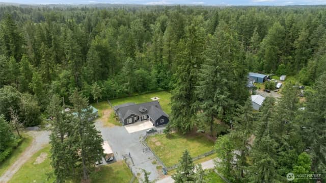 Property photo for 13920 273rd Street East, Graham photo 2