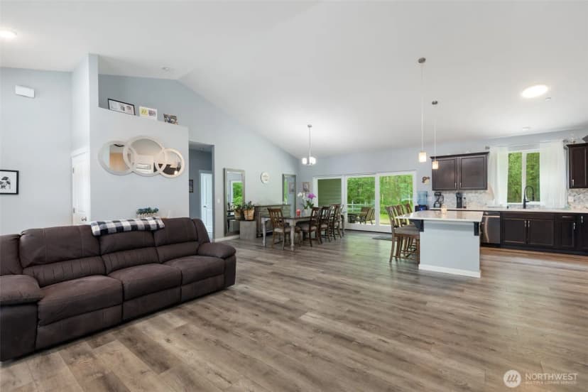 Property photo for 13920 273rd Street East, Graham photo 5