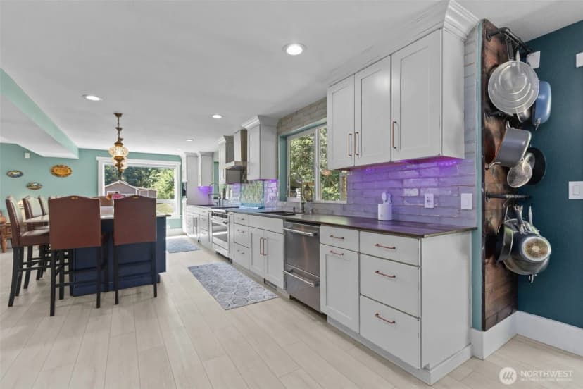 Property photo for 6830 Se Arlington Place, Port Orchard photo 10
