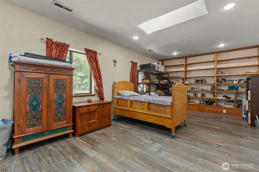 Property photo for 6830 Se Arlington Place, Port Orchard photo 17