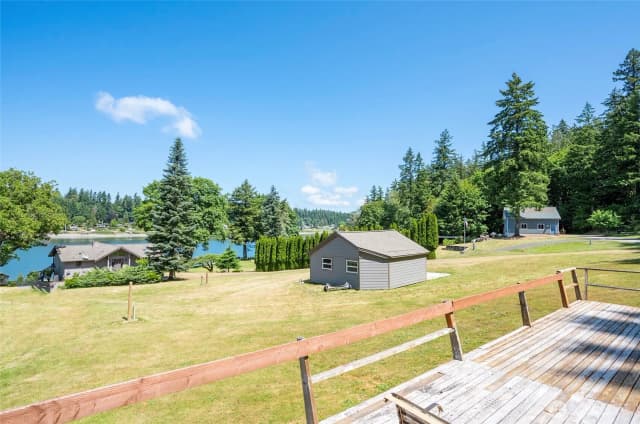 Property photo for 1116 Bayshore Court Nw, Lakebay photo 3