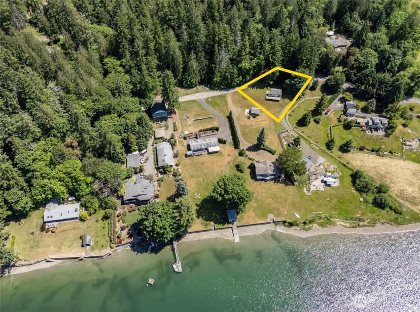 Property photo for 1116 Bayshore Court Nw, Lakebay photo 21
