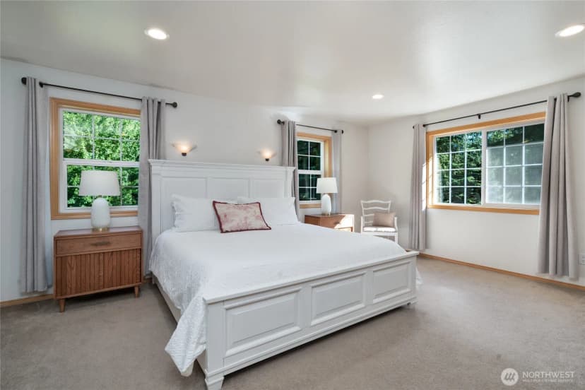 Property photo for 2589 Irwin Drive, Bellingham photo 15