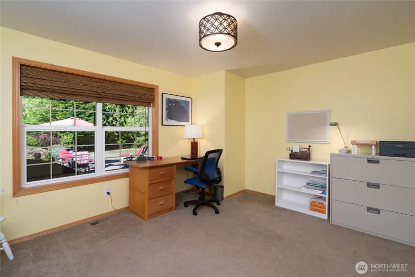 Property photo for 2589 Irwin Drive, Bellingham photo 13