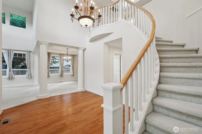 Property photo for 3301 Monterey Court Ne, Renton photo 19