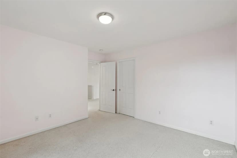 Property photo for 3301 Monterey Court Ne, Renton photo 30
