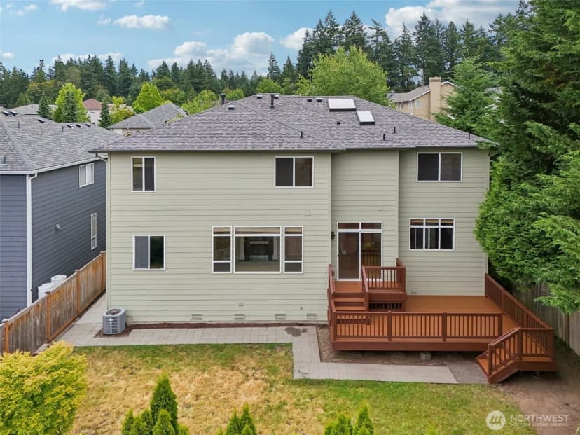 Property photo for 3301 Monterey Court Ne, Renton photo 38