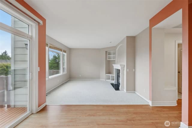 Property photo for 3301 Monterey Court Ne, Renton photo 4