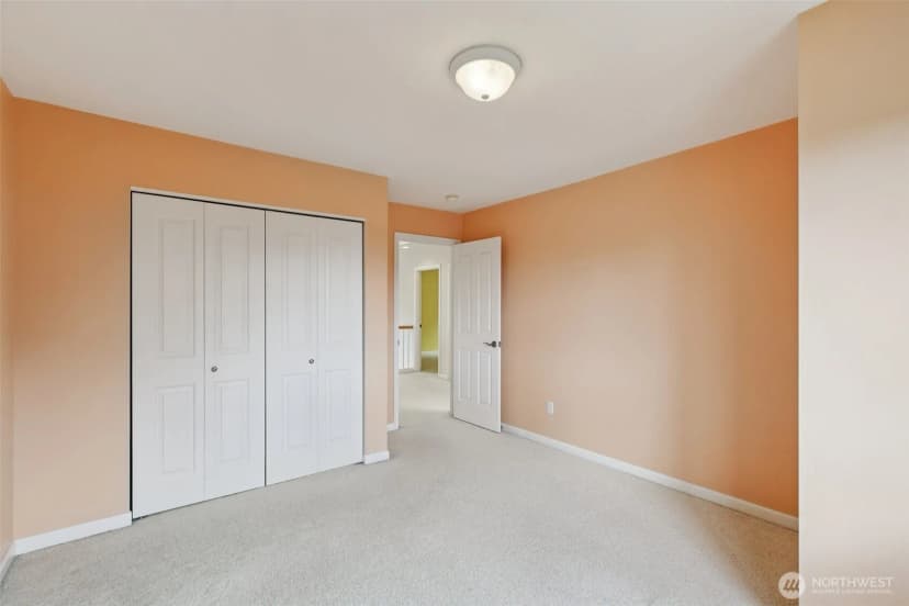 Property photo for 3301 Monterey Court Ne, Renton photo 27