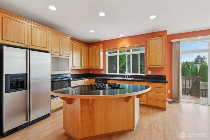 Property photo for 3301 Monterey Court Ne, Renton photo 15