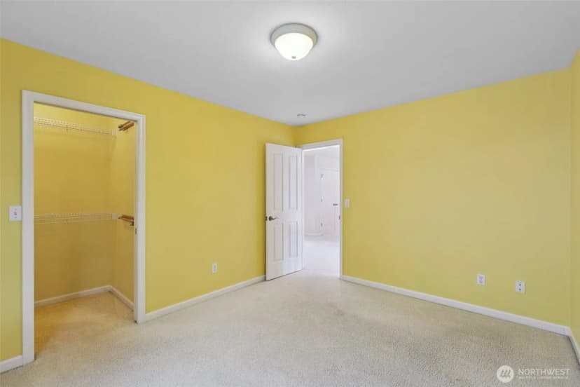 Property photo for 3301 Monterey Court Ne, Renton photo 32