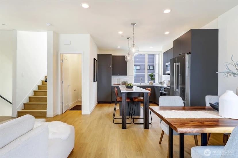 Property photo for 1307 31st Avenue S, Seattle photo 22