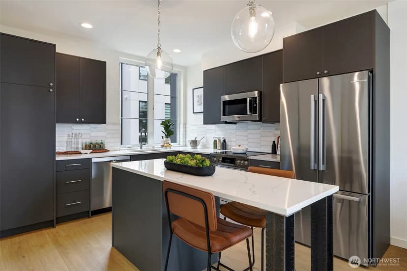 Property photo for 1307 31st Avenue S, Seattle photo 16