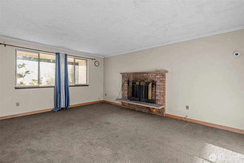 Property photo for 15902 69th Avenue Court E, Puyallup photo 4