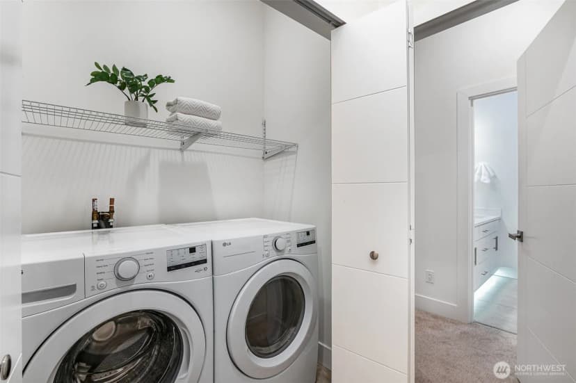 Property photo for 7731 Ne 175th Street #102, Kenmore photo 26