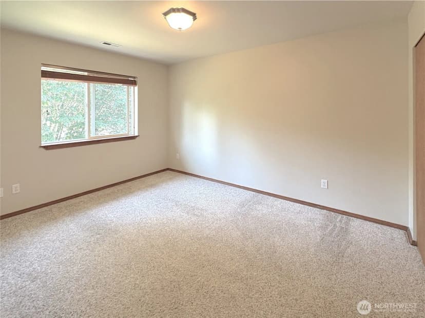 Property photo for 5223 Yearley Drive Ne, Olympia photo 22
