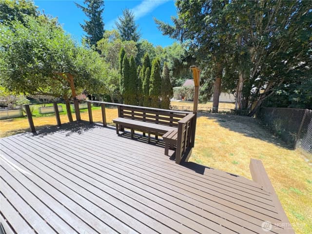 Property photo for 5223 Yearley Drive Ne, Olympia photo 4