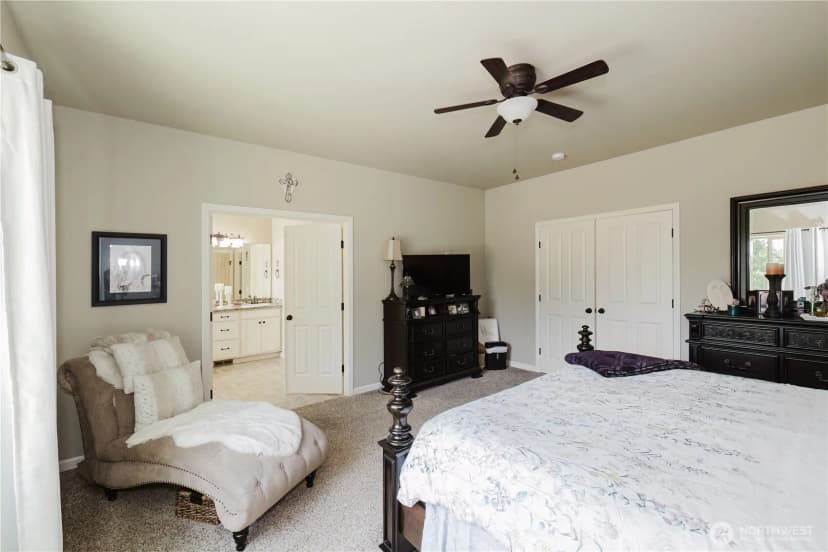 Property photo for 11928 Mayfair Avenue Sw, Port Orchard photo 25