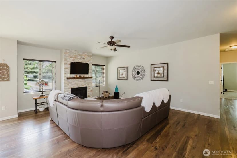 Property photo for 11928 Mayfair Avenue Sw, Port Orchard photo 11