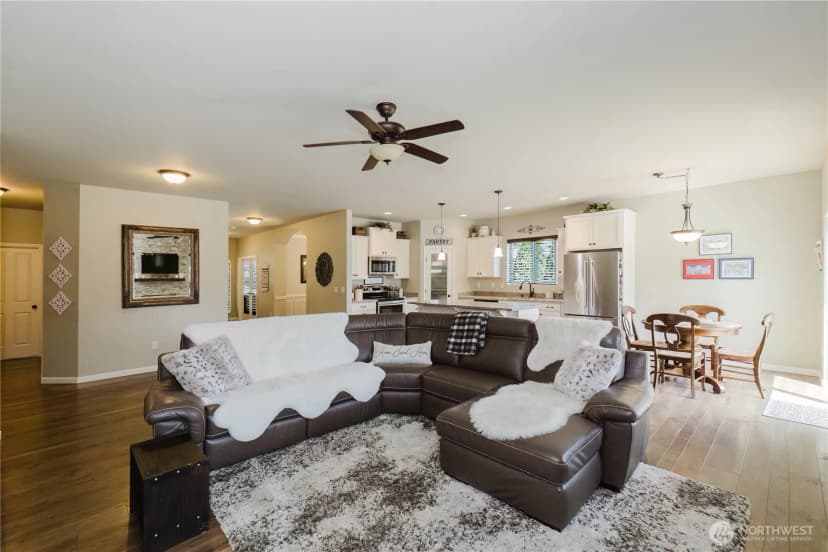 Property photo for 11928 Mayfair Avenue Sw, Port Orchard photo 12