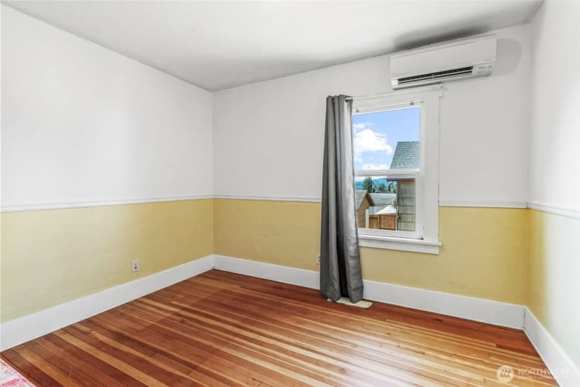 Property photo for 290 S Second St., Cathlamet photo 8