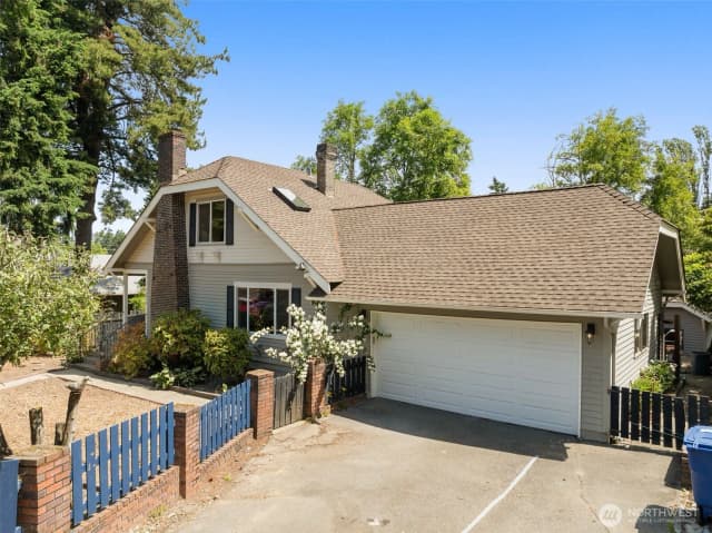 Property photo for 13016 8th Place Sw, Burien photo 2