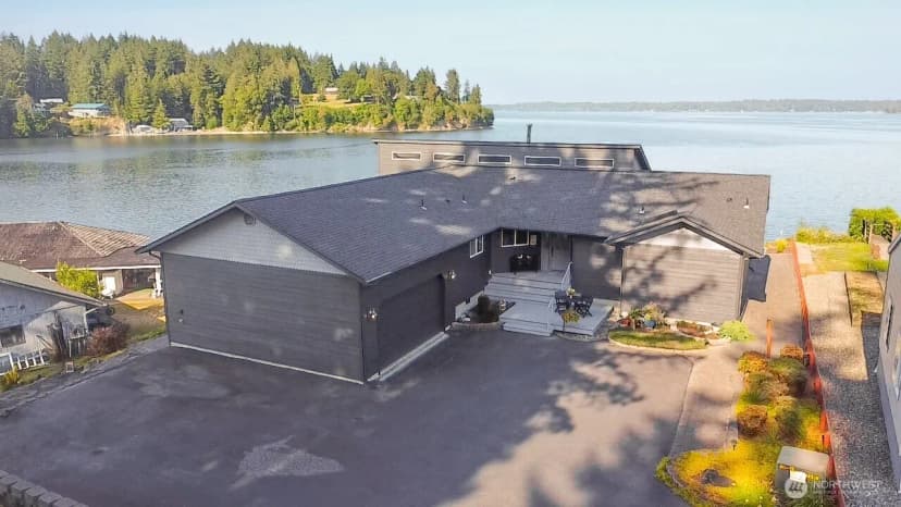 Property photo for 4040 Se Kamilche Point Road, Shelton