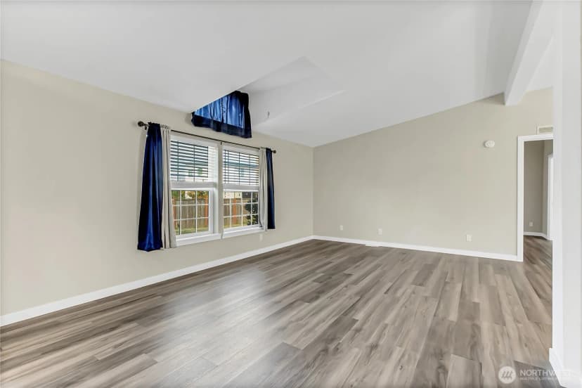 Property photo for 20301 69th Street E, Bonney Lake photo 6