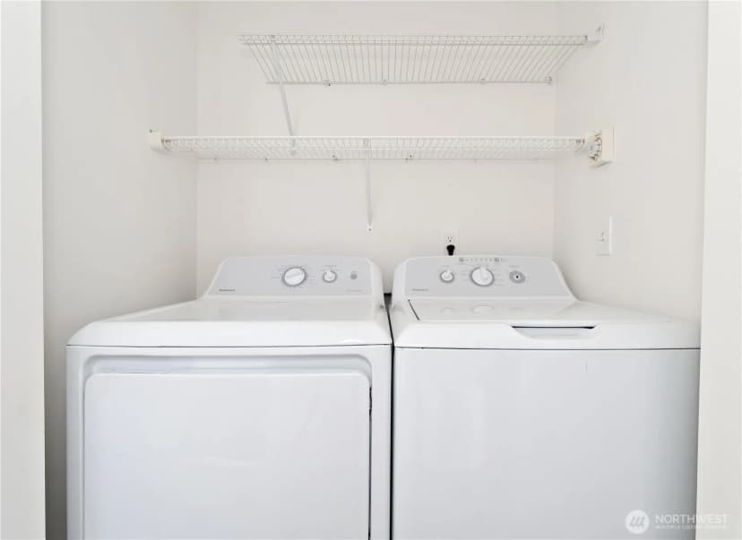 Property photo for 10105 6th Drive Se #b, Everett photo 20