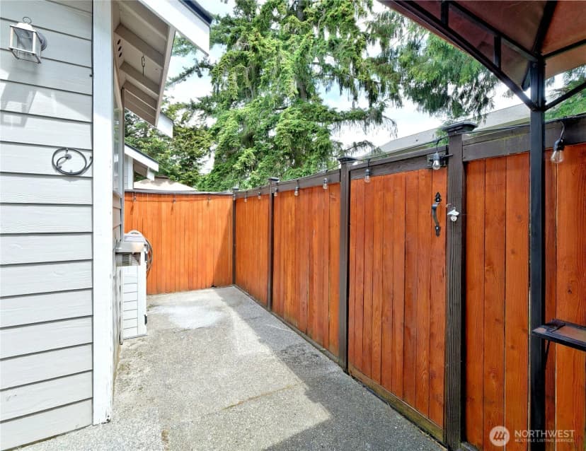 Property photo for 10105 6th Drive Se #b, Everett photo 21