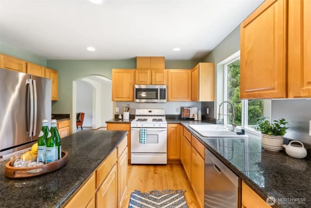 Property photo for 15103 27th Avenue Nw, Gig Harbor photo 2
