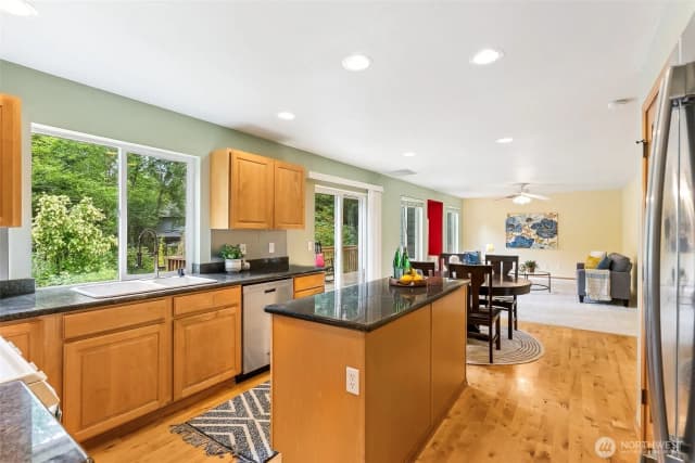 Property photo for 15103 27th Avenue Nw, Gig Harbor photo 4